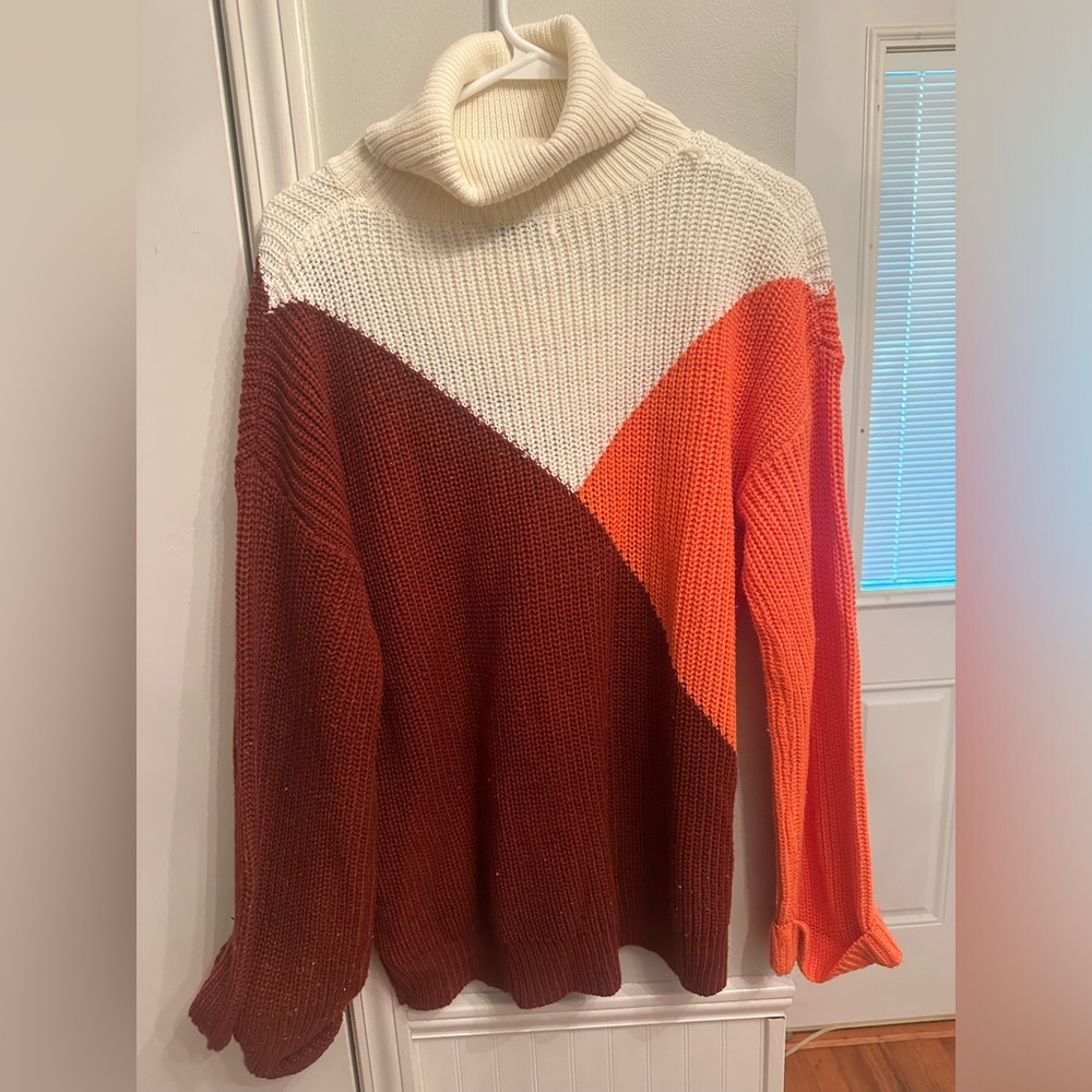 Solutions Sweater size small